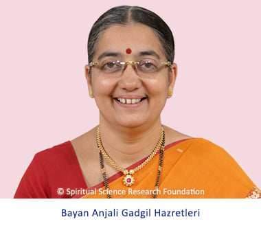 Bayan Anjali Gadgil Hazretleri